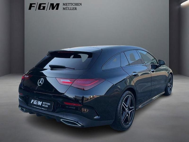 Gebraucht Mercedes CLA200 AMG line 150 PS (110 kW) 2024 Unilack nachtschwarz Kombi