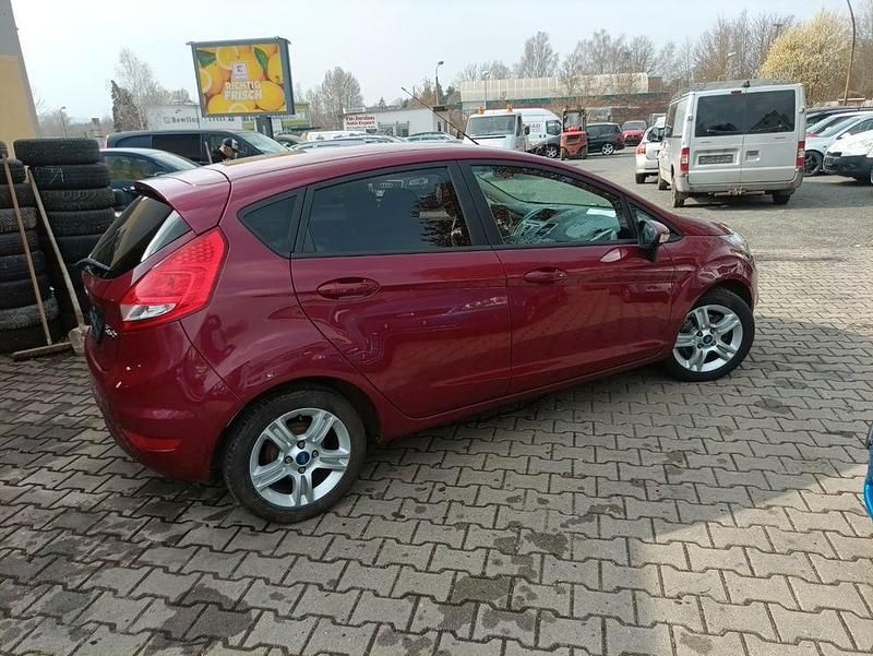 Gebraucht Ford Fiesta Viva 82 PS (60 kW) 2011 Kleinwagen