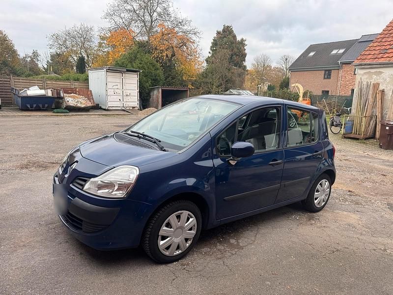 Second-hand Renault Modus 75 CP (55 kW) 2010 Albastru Monovolum