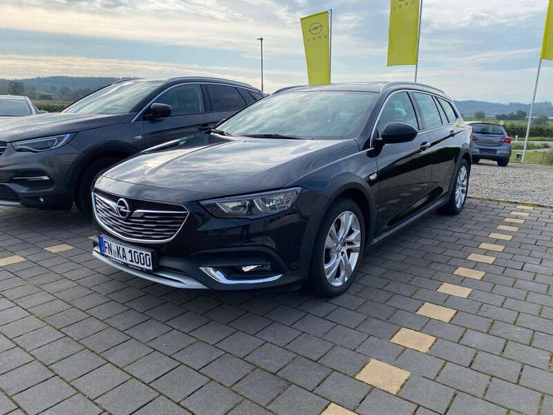 Opel Insignia B Country Tourer Exclusive 4x4 CDTi HEAD-UP / ACC / AHK  gebraucht kaufen in Singen Preis 29480 eur - Int.Nr.: SI-2207 VERKAUFT