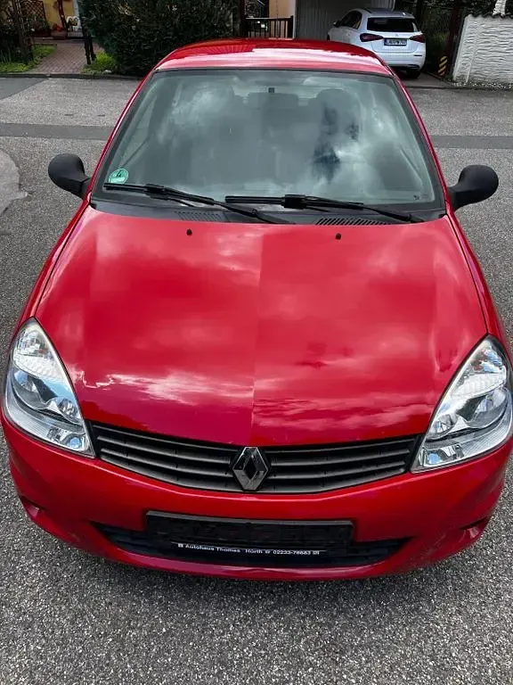 Gebraucht Renault Clio II Authentique 75 PS (55 kW) 2011 Rot Limousine
