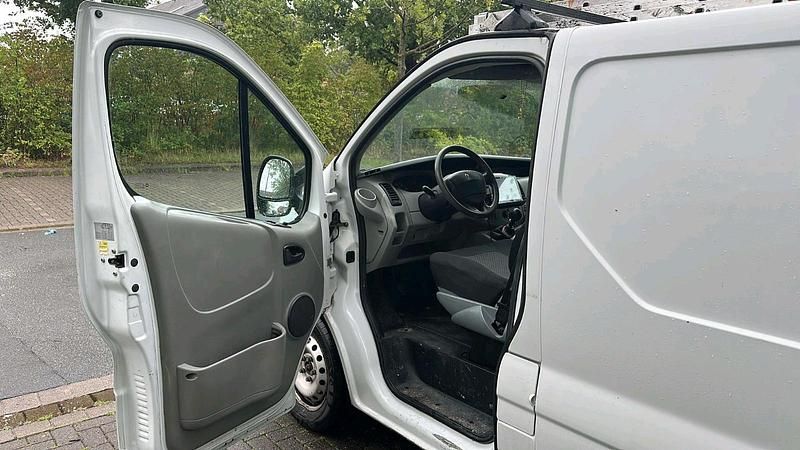Weiß Gebraucht 2008 Renault Trafic Van | 4.600 € - Bild 1/4