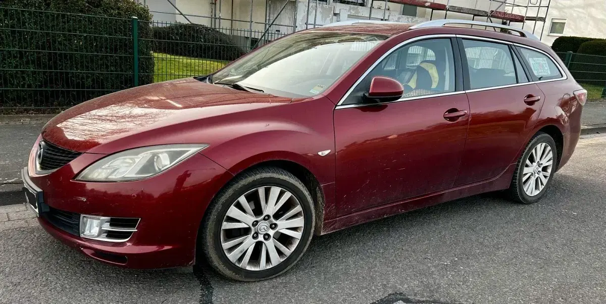 Gebraucht Mazda 6 140 PS (102 kW) 2009 Rot Kombi