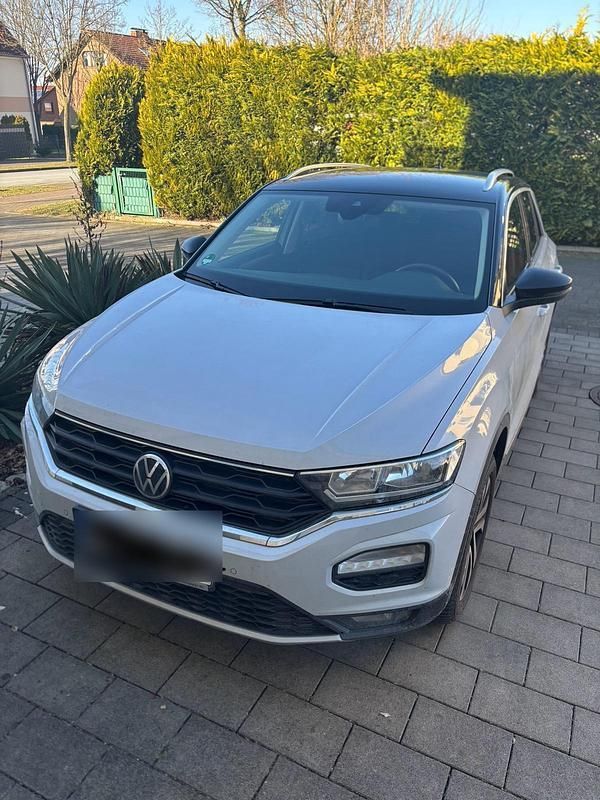 Weiß Gebraucht 2021 VW T-Roc SUV | 22.000 € (Guter Preis) - Bild 1/4