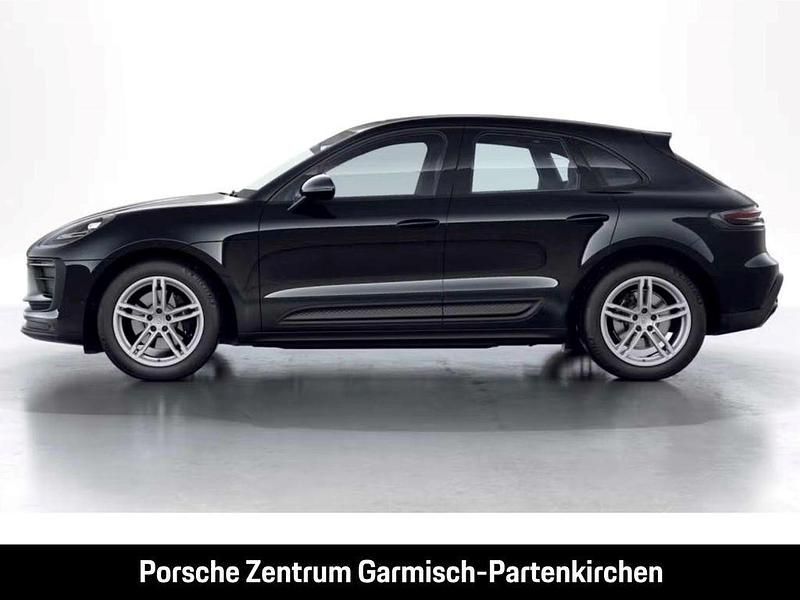 Gebraucht Porsche Macan 265 PS (194 kW) 2024 Schwarz SUV