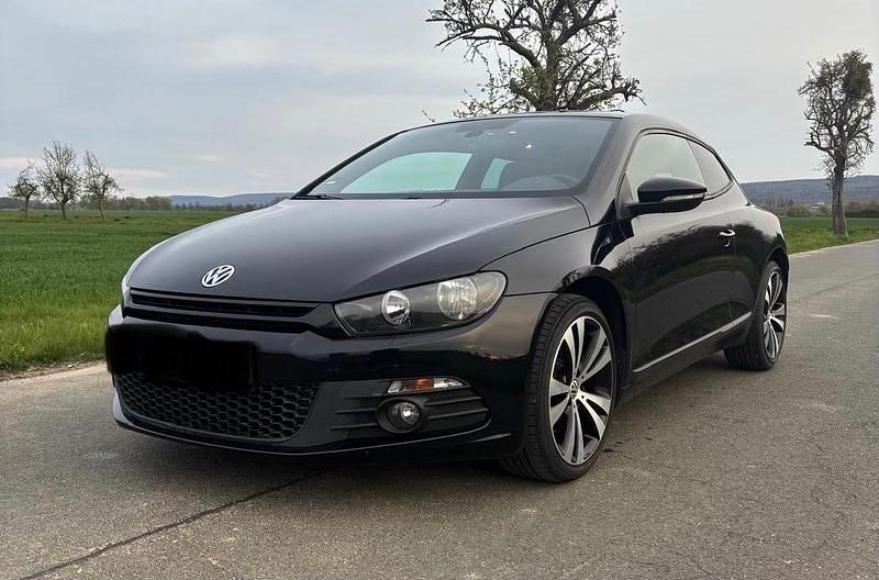 Second-hand VW Scirocco 160 CP (117 kW) 2010 Negru Coupe