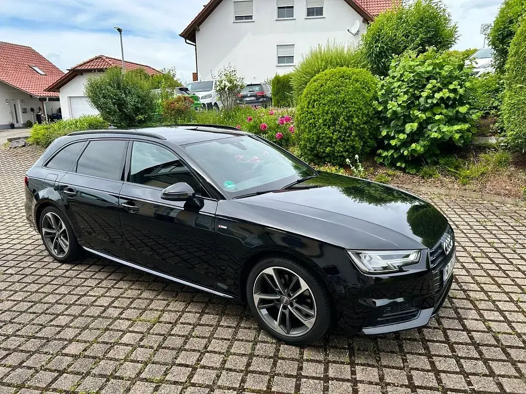 Gebraucht Audi A4 S-Line 150 PS (110 kW) 2018 Schwarz Kombi