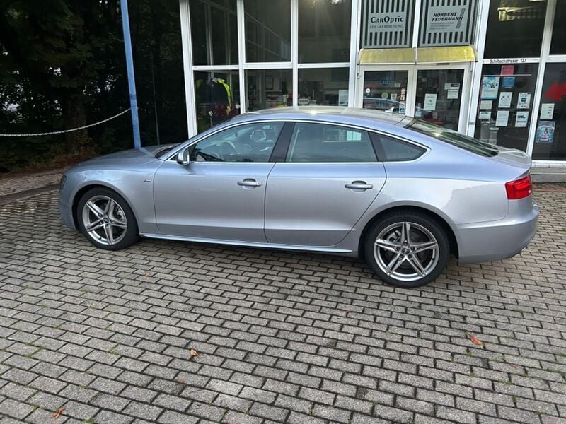 Gebraucht Audi A5 Sportback Design 190 PS (139 kW) 2016 Silber Kleinwagen