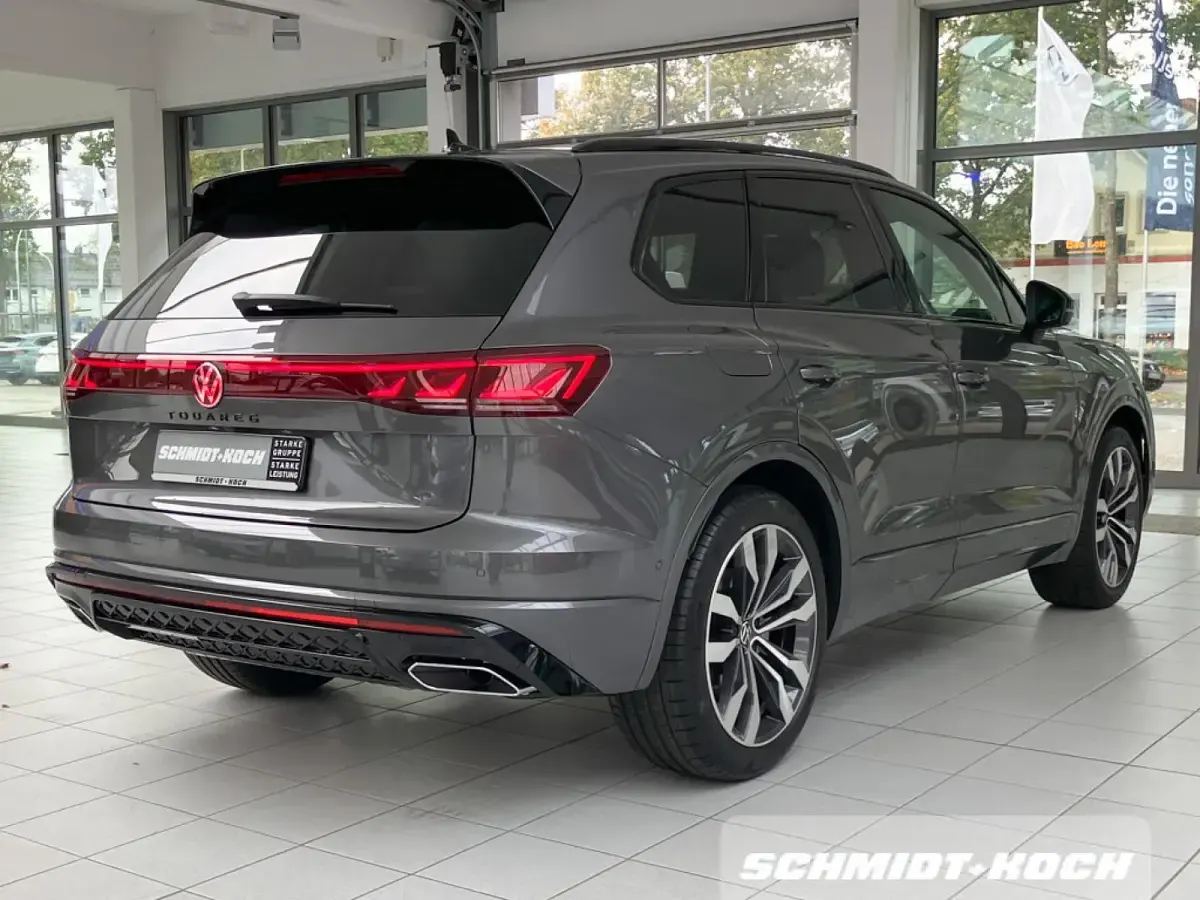 Gebraucht VW Touareg R-line 286 PS (210 kW) 2026 Siliziumgrau (grau) SUV