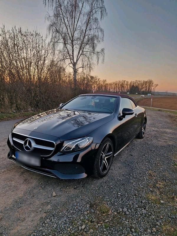 Gebraucht Mercedes E220 194 PS (142 kW) 2017 Schwarz Cabrio