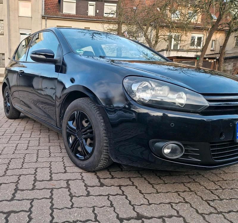 Gebraucht VW Golf VI 122 PS (89 kW) 2010 Schwarz Kleinwagen