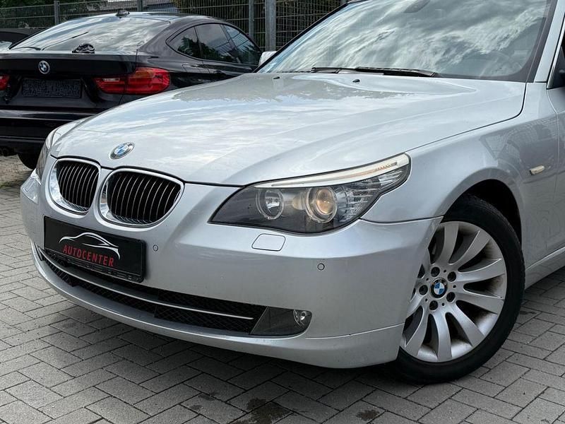 Gebraucht BMW 523 Performance 190 PS (139 kW) 2009 Silber Limousine