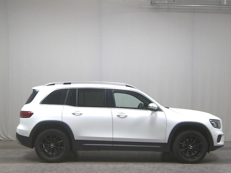 Weiss Gebraucht 2022 Mercedes GLB220 Progressive SUV | 26.980 € (Superpreis) - Bild 1/4