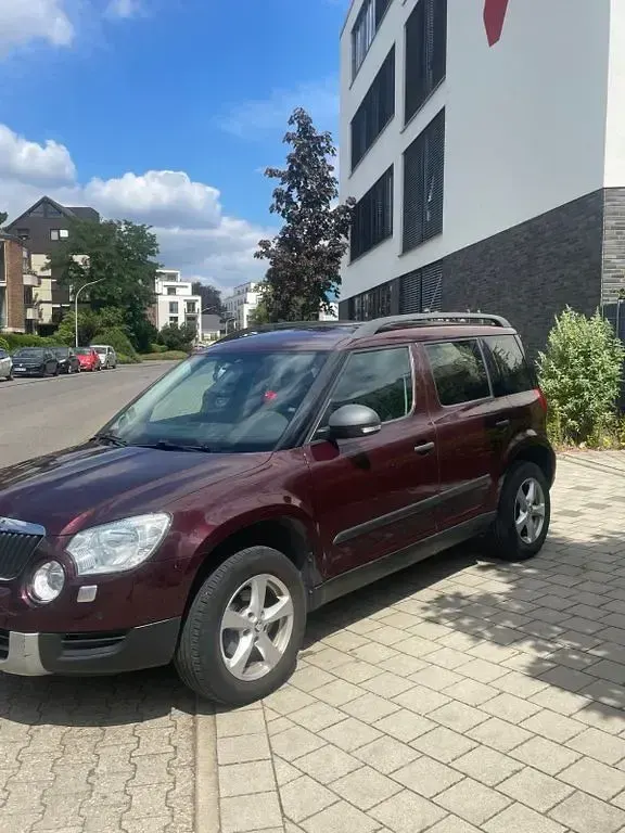 Gebraucht Skoda Yeti Active 105 PS (77 kW) 2010 Rot SUV