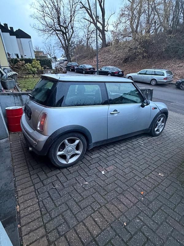 Second-hand Mini Cooper 116 CP (85 kW) 2002 Argintiu Hatchback