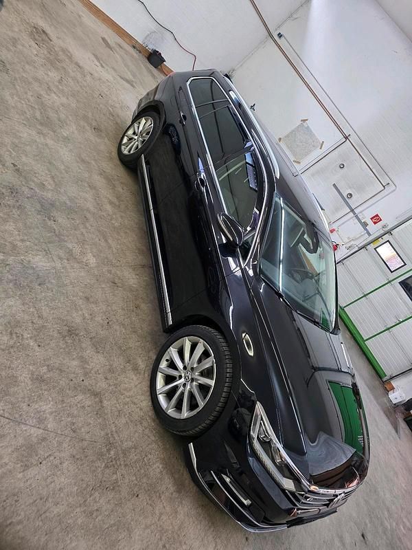 Gebraucht VW Passat R-line 190 PS (139 kW) 2016 Schwarz Kombi