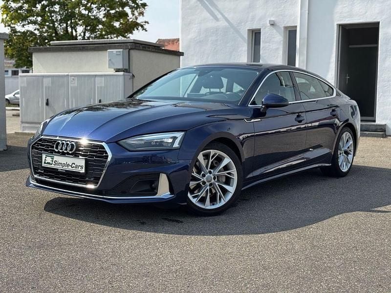 Blau Gebraucht 2020 Audi A5 Sportback Sport Limousine | 19.900 € (Superpreis) - Bild 1/4