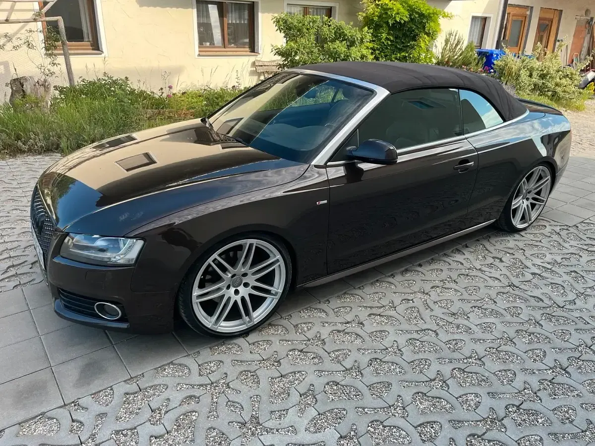 Gebraucht Audi A5 Cabriolet 239 PS (175 kW) 2010 Braun Cabrio