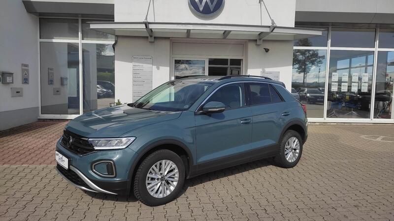 Blau Gebraucht 2023 VW T-Roc Life SUV | 25.490 € (Fairer Preis) - Bild 1/4