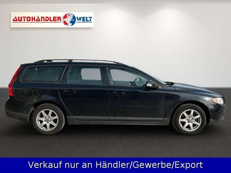 Gebraucht Volvo V70 136 PS (100 kW) 2008 Schwarz Kombi