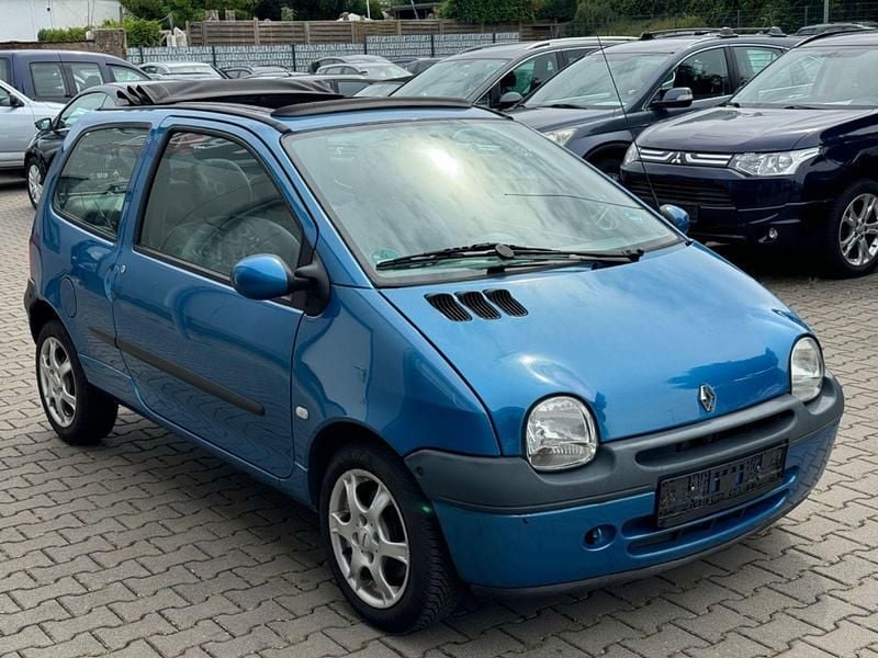 Blau Gebraucht 2005 Renault Twingo Kleinwagen | 1.950 € (Etwas zu teuer) - Bild 1/4