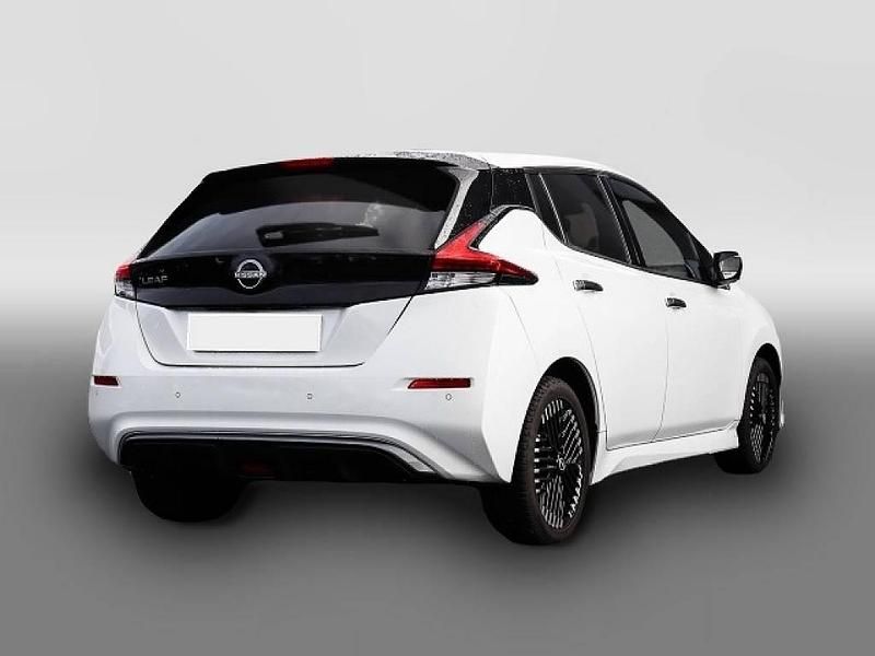 Gebraucht Nissan Leaf 360º 110 kW (150 PS) 2022 Weiß Kleinwagen
