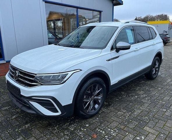 Gebraucht VW Tiguan Allspace Move 200 PS (147 kW) 2024 Pure white SUV