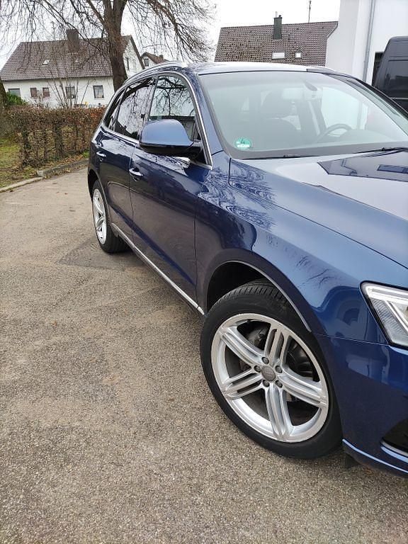 Gebraucht Audi Q5 224 PS (164 kW) 2015 Blau SUV