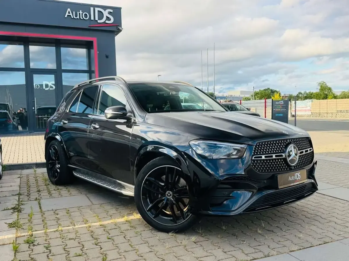 Gebraucht Mercedes GLE450 AMG line 367 PS (269 kW) 2024 Obsidianschwarz  metalliclack SUV