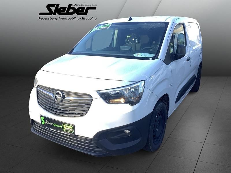 Gebraucht Opel Combo Edition 102 PS (75 kW) 2021 Jade weiss/arktis weiss Van / Kleinbus