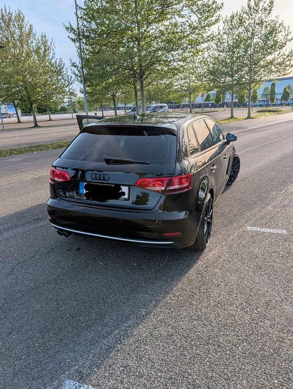 Gebraucht Audi A3 Business 150 PS (110 kW) 2017 Schwarz Limousine