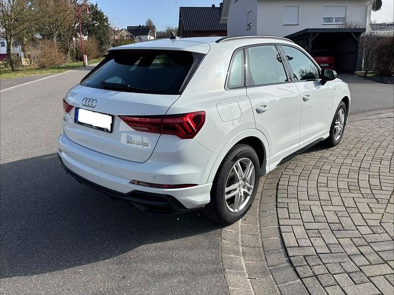 Gebraucht Audi Q3 S-Line 150 PS (110 kW) 2019 Weiß SUV