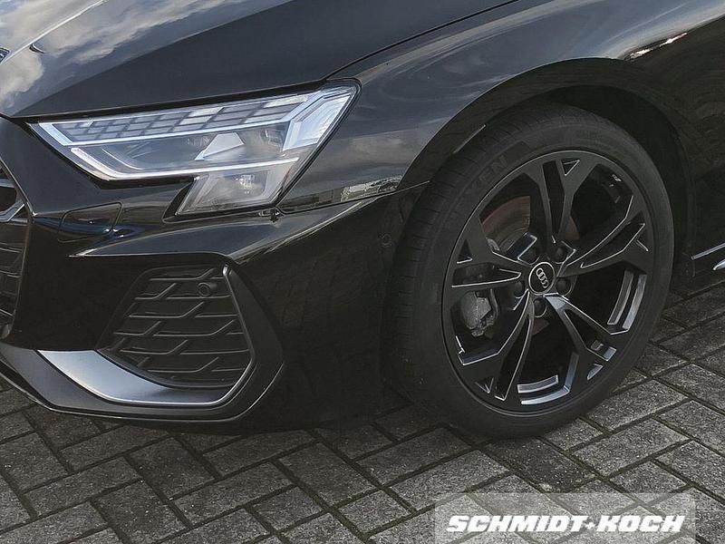 Używany Audi A3 S-Line 150 KM (110 kW) 2024 Czarny Sedan/Limuzyna