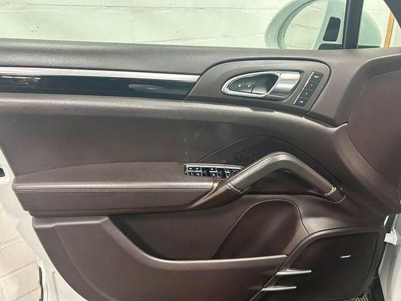 Gebraucht Porsche Cayenne S 385 PS (283 kW) 2015 Weiß SUV