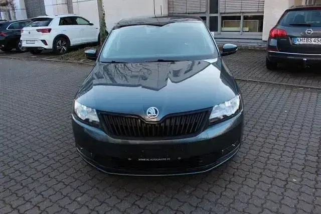 Gebraucht Skoda Rapid Ambition 110 PS (80 kW) 2018 Grau (metallic) Kleinwagen