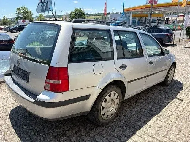 Gebraucht VW Golf IV Ocean 75 PS (55 kW) 2003 Reflexsilber metallic Kombi