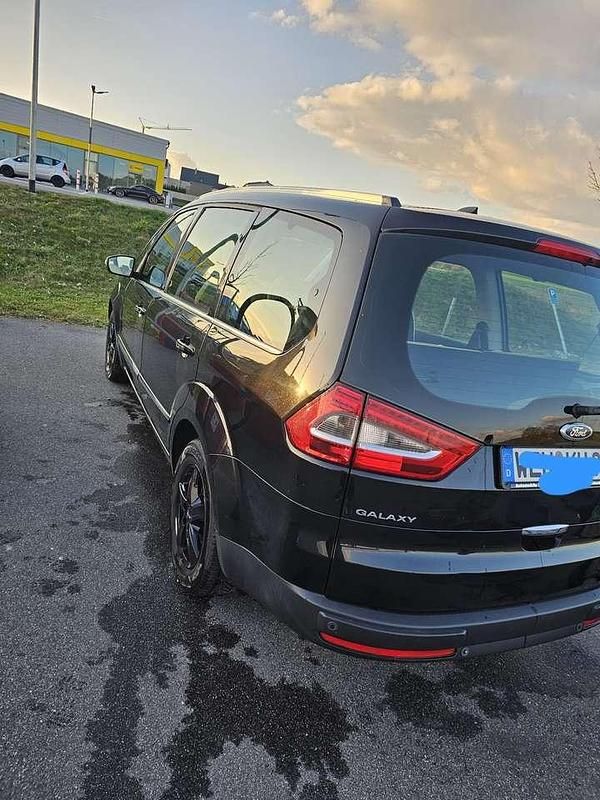Gebraucht Ford Galaxy Titanium 140 PS (102 kW) 2014 Van / Kleinbus