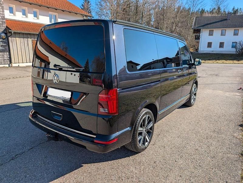 Gebraucht VW Multivan 150 PS (110 kW) 2021 Schwarz Van