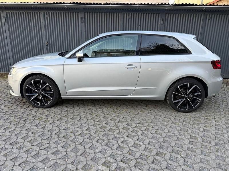 Usata Audi A3 Ambition 179 CV (131 kW) 2012 Argento Utilitaria