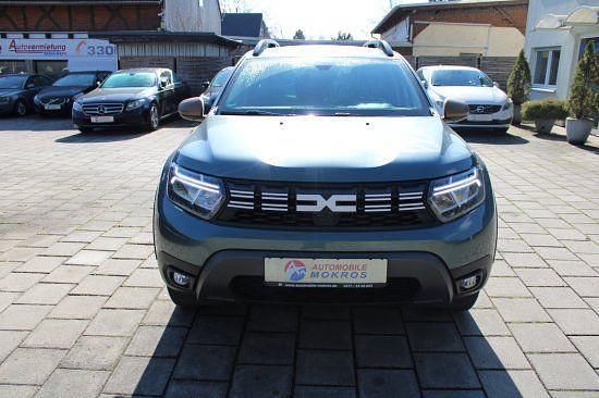 Gebraucht Dacia Duster Extreme 91 PS (66 kW) 2023 Zedergrün (metallic) SUV