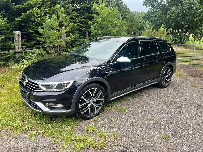 Gebraucht VW Passat Alltrack 190 PS (139 kW) 2018 Schwarz Kombi
