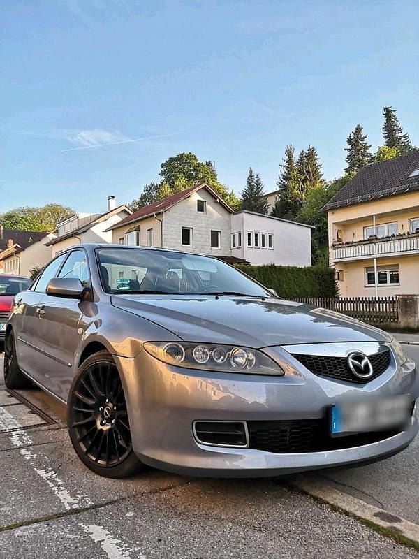 Grau Gebraucht 2007 Mazda 6 Limousine | 500 € (Superpreis) - Bild 1/4