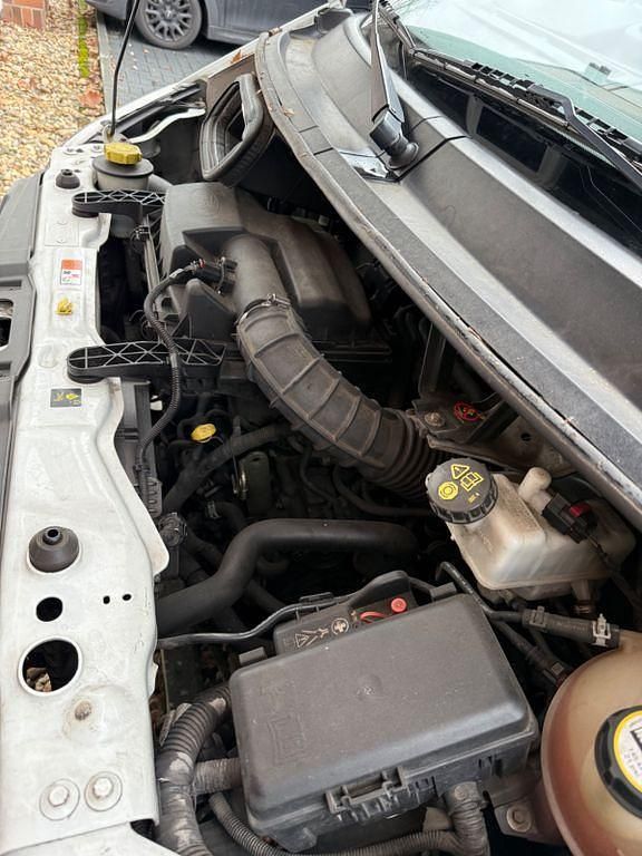 Gebraucht Ford Transit 101 PS (74 kW) 2013 Weiß Limousine