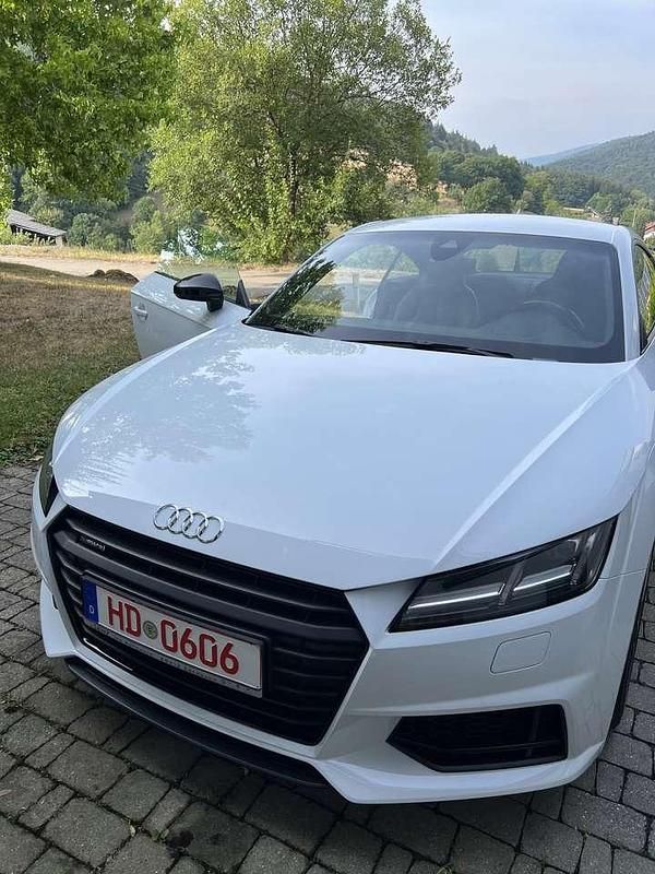 Weiß Gebraucht 2017 Audi TT Coupé | 29.000 € (Etwas zu teuer) - Bild 1/3