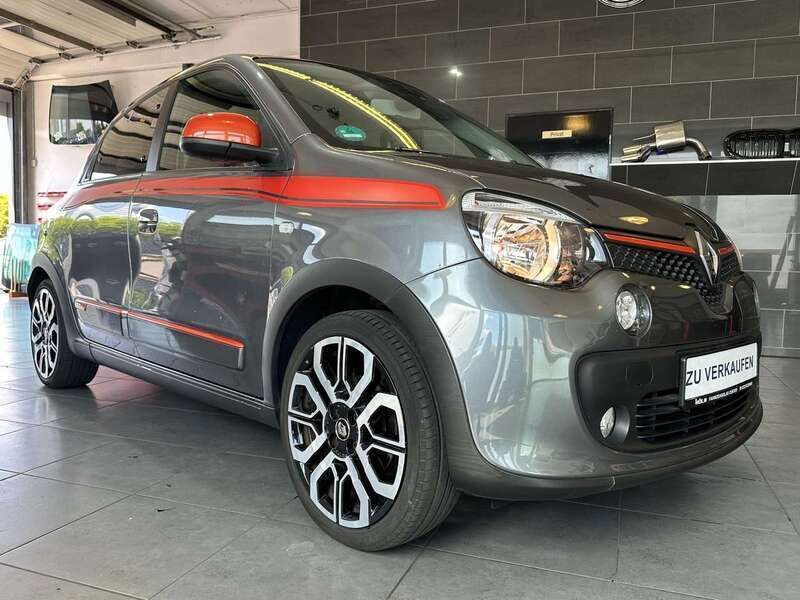 Grau Gebraucht 2018 Renault Twingo GT Kleinwagen | 12.490 € (Fairer Preis) - Bild 1/4