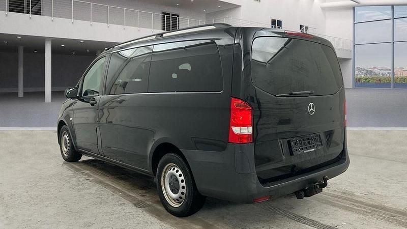 Gebraucht Mercedes Vito 163 PS (119 kW) 2017 Schwarz Van