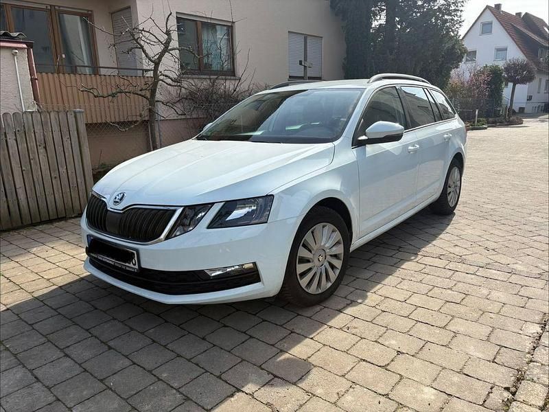 Gebraucht Skoda Octavia 116 PS (85 kW) 2017 Weiß Kombi