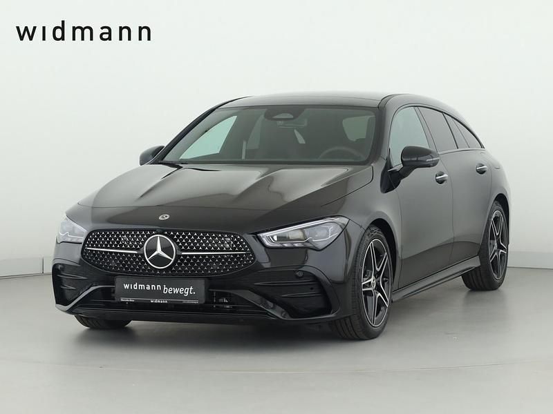 Metalliclack kosmosschwarz Gebraucht 2025 Mercedes CLA200 Shooting Brake Night Kombi | 44.950 € - Bild 1/4