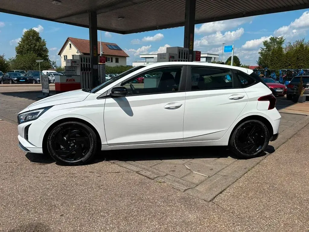 Neu Hyundai i20 Comfort 90 PS (66 kW) 2026 Weiß Kleinwagen