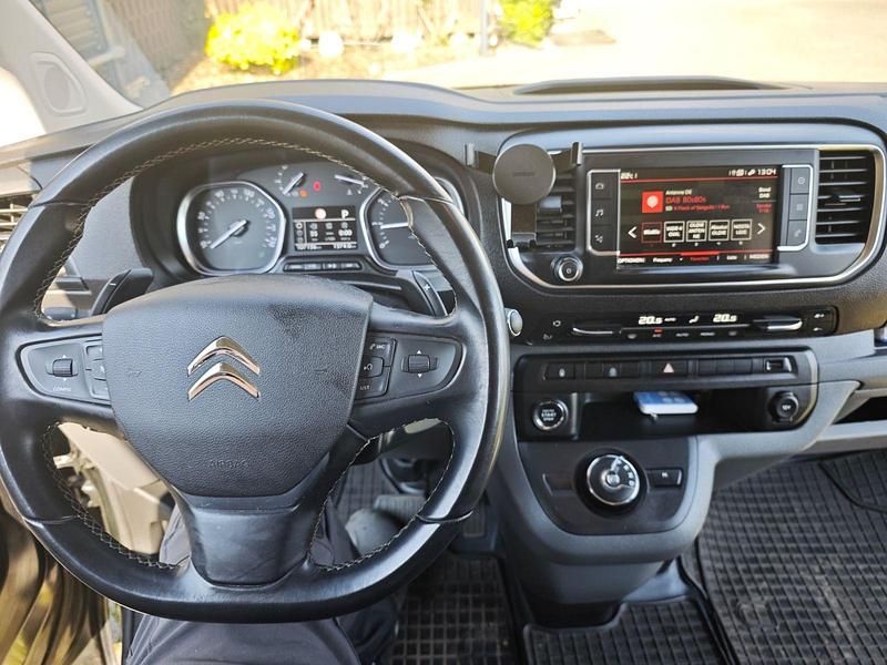 Second-hand Citroën Jumpy 177 CP (130 kW) 2020 Negru Monovolum